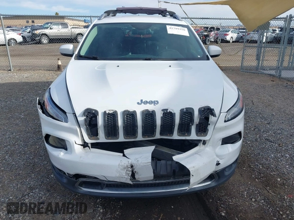 2017 Jeep Cherokee Limited z VIN 1C4PJMDB6HW555493, wystawiony jako IAAI lot #41799350 z przebiegiem 92 591 mil mil oraz . Historia ofert i sprzedaży dostępna na DreamBid. Obrazek 12.
