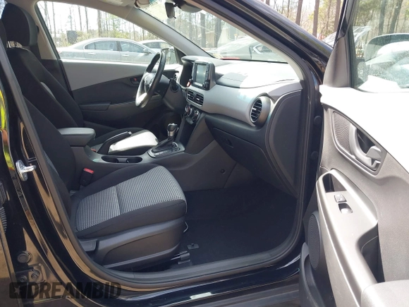 2020 Hyundai Kona SEL with VIN KM8K2CAA0LU401200, listed as a IAAI auction lot 41883466 with 47,796 mi miles and . Bid and sale history available at DreamBid. Image 5.