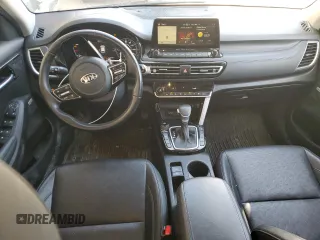 2021 Kia Seltos SX z VIN KNDETCA23M7082933, wystawiony jako Copart lot #49069285 z przebiegiem 31 655 mil mil oraz Szkoda całkowita • Salvage title. Historia ofert i sprzedaży dostępna na DreamBid. Obrazek 8.