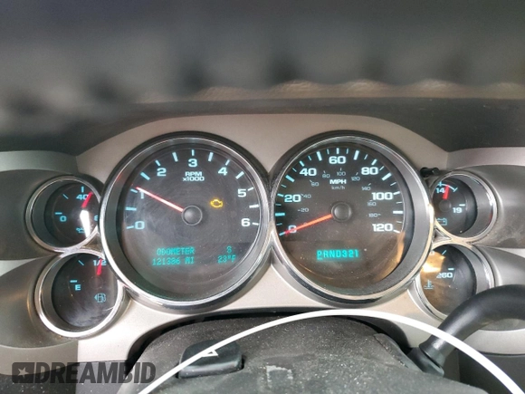 2013 Chevrolet Silverado 1500 LT with VIN 3GCPCSEA3DG203968, listed as a Copart auction lot 43869665 with 121,386 mi miles and Clean Title. Bid and sale history available at DreamBid. Image 9.