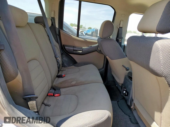 2007 Nissan Xterra SE z VIN 5N1AN08U87C541783, wystawiony jako Copart lot #57088435 z przebiegiem 219 173 mil mil oraz Czysty tytuł • Clean title. Historia ofert i sprzedaży dostępna na DreamBid. Obrazek 10.