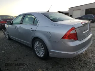 2010 Ford Fusion Hybrid with VIN 3FADP0L30AR381018, listed as a Copart auction lot 87867145 with 0 mi miles and Salvage Title. Bid and sale history available at carsss.com. Image 2.