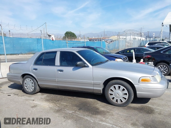 2007 Ford Police Interceptor с VIN 2FAFP71WX7X118267, выставлен на аукционе IAAI как лот 41603919 с пробегом 96 935 миль миль и . История ставок и продаж доступна на DreamBid. Изображение 13.