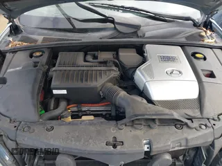 2008 Lexus RX 400h with VIN JTJGW31U882006173, listed as a IAAI auction lot 40350712 with 225,533 mi miles and . Bid and sale history available at DreamBid. Image 10.