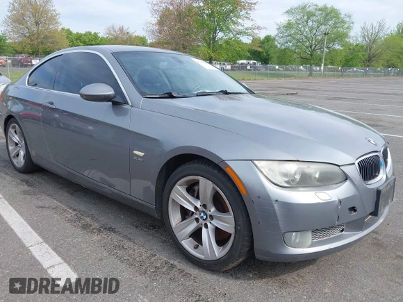 2009 BMW 3 Series 335i xDrive with VIN WBAWC73519E068547, listed as a IAAI auction lot 42168684 with 161,585 mi miles and . Bid and sale history available at carsss.com. Image 1.