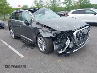 2025 Audi Q7 Premium Plus with VIN WA1LVBF7XSD017201, listed as a IAAI auction lot 42187466 with 2,568 mi miles and . Bid and sale history available at DreamBid. Image 1.