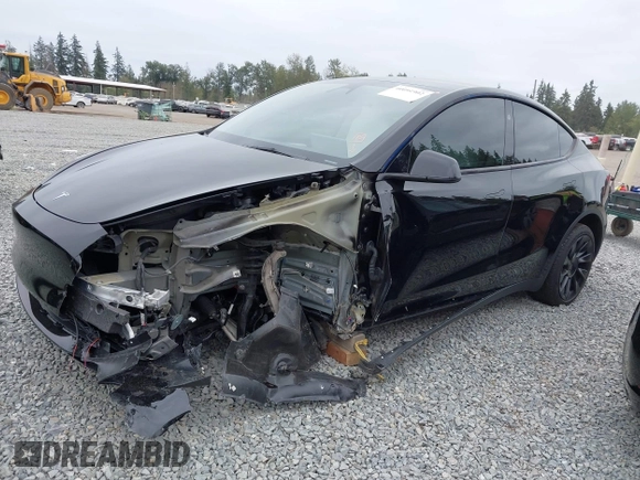 2023 Tesla Model Y Long Range z VIN 7SAYGDEE2PF885116, wystawiony jako IAAI lot #40091902 z przebiegiem 11 779 mil mil oraz . Historia ofert i sprzedaży dostępna na DreamBid. Obrazek 19.