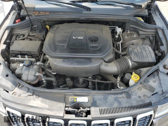 2018 Jeep Grand Cherokee Limited with VIN 1C4RJEBG1JC300335, listed as a Copart auction lot 61853325 with 107,137 mi miles and Salvage title. Bid and sale history available at DreamBid. Image 12.