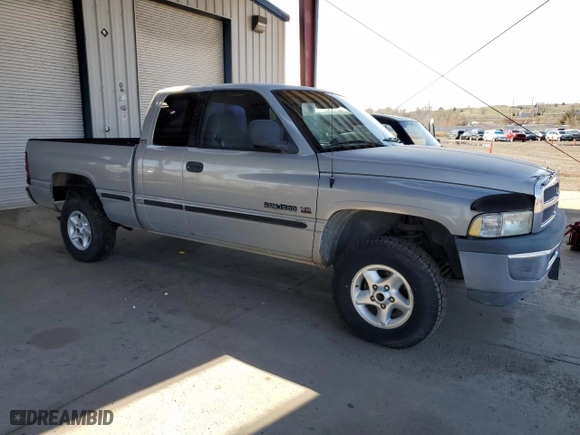 1999 Dodge Ram 1500 with VIN 3B7HF13Z6XM562560, listed as a Copart auction lot 53765115 with 204,563 mi miles and Clean Title. Bid and sale history available at carsss.com. Image 4.