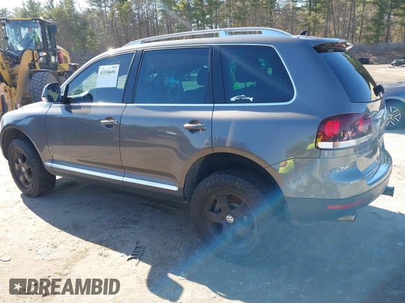 2010 Volkswagen Touareg VR6 with VIN WVGBF7A96AD004069, listed as a IAAI auction lot 41972994 with Not Provided miles and . Bid and sale history available at DreamBid. Image 3.