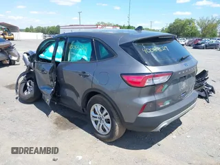 2022 Ford Escape S z VIN 1FMCU9F61NUB52835, wystawiony jako IAAI lot #40083029 z przebiegiem Nie podano mil oraz . Historia ofert i sprzedaży dostępna na DreamBid. Obrazek 3.