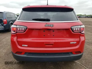2019 Jeep Compass Latitude z VIN 3C4NJCBBXKT615468, wystawiony jako Copart lot #57355845 z przebiegiem 74 164 mil mil oraz Szkoda całkowita • Salvage title. Historia ofert i sprzedaży dostępna na DreamBid. Obrazek 6.