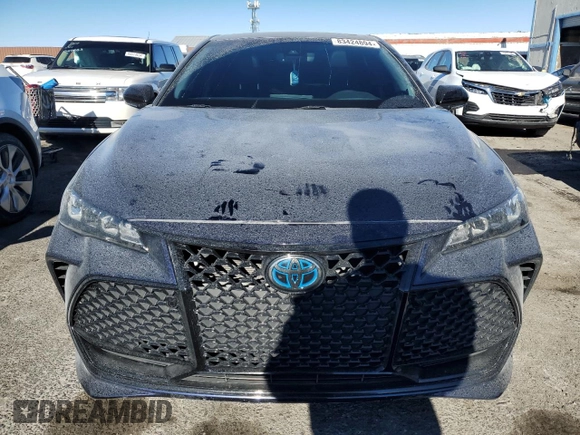 2021 Toyota Avalon Hybrid XSE z VIN 4T1EA1AB6MU010650, wystawiony jako Copart lot #83424894 z przebiegiem 37 294 mil mil oraz Szkoda całkowita • Salvage title. Historia ofert i sprzedaży dostępna na DreamBid. Obrazek 5.