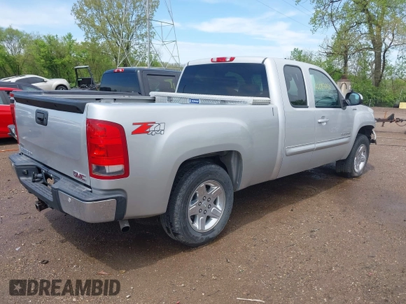 2010 GMC Sierra 1500 SLE z VIN 1GTSKVE30AZ167653, wystawiony jako IAAI lot #42085050 z przebiegiem 118 473 mil mil oraz . Historia ofert i sprzedaży dostępna na DreamBid. Obrazek 4.