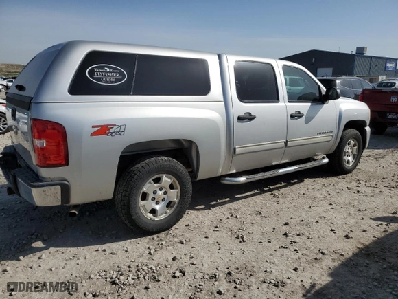 2010 Chevrolet Silverado 1500 LT with VIN 3GCRKSE31AG106566, listed as a Copart auction lot 52511295 with 250,445 mi miles and Clean Title. Bid and sale history available at carsss.com. Image 3.