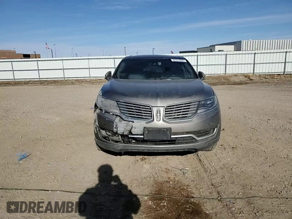 2016 Lincoln MKX Reserve with VIN 2LMTJ8LP2GBL59375, listed as a Copart auction lot 48357065 with 198,357 mi miles and Salvage Title. Bid and sale history available at DreamBid. Image 11.