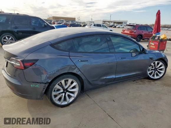 2020 Tesla Model 3 Standard Range Plus z VIN 5YJ3E1EA6LF662676, wystawiony jako Copart lot #47021855 z przebiegiem 58 834 mil mil oraz Czysty tytuł • Clean title. Historia ofert i sprzedaży dostępna na DreamBid. Obrazek 3.