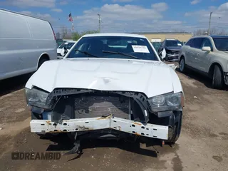 2013 Dodge Charger RT with VIN 2C3CDXDT2DH632082, listed as a IAAI auction lot 41925126 with 186,560 mi miles. Bid and sale history available at carsss.com. Image 6.