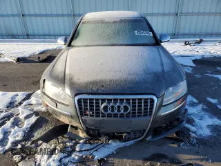 2007 Audi S8 z VIN WAUPN44E97N017256, wystawiony jako Copart lot #42918745 z przebiegiem 109 894 mil mil oraz Szkoda całkowita • Salvage title. Historia ofert i sprzedaży dostępna na DreamBid. Obrazek 5.