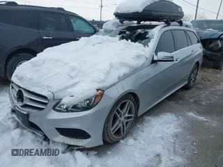 2016 Mercedes-Benz E-Class E 350 Luxury with VIN WDDHH8JBXGB335197, listed as a IAAI auction lot 41344354 with 96,164 mi miles. Bid and sale history available at carsss.com. Image 17.
