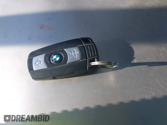 2012 BMW X5 35d with VIN 5UXZW0C56CL665631, listed as a IAAI auction lot 41055705 with 179,408 mi miles and . Bid and sale history available at DreamBid. Image 11.