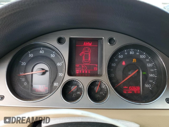 2008 Volkswagen Passat Komfort z VIN WVWAK73C38P090731, wystawiony jako Copart lot #47819845 z przebiegiem 150 608 mil mil oraz Szkoda całkowita • Salvage title. Historia ofert i sprzedaży dostępna na DreamBid. Obrazek 9.