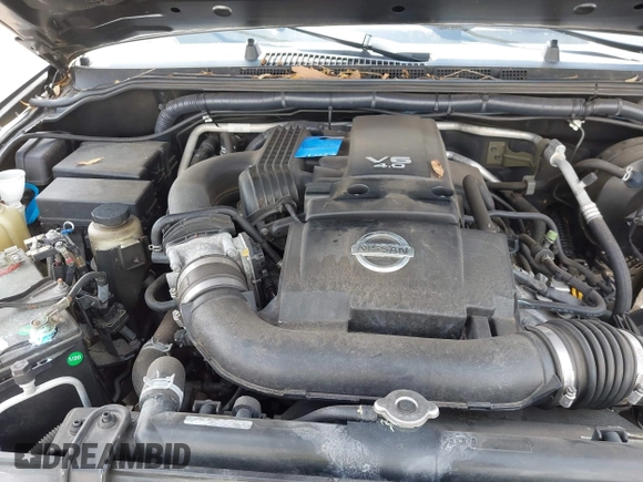 2014 Nissan Frontier SV z VIN 1N6AD0ER9EN751010, wystawiony jako IAAI lot #42326309 z przebiegiem 199 871 mil mil oraz . Historia ofert i sprzedaży dostępna na DreamBid. Obrazek 10.