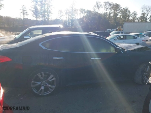 2011 Infiniti M37 with VIN JN1BY1AP6BM320568, listed as a IAAI auction lot 41769021 with 172599 miles. Bid and sale history available at carsss.com. Image 13.