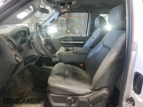 2015 Ford F-350 z VIN 1FT7X3B63FEB25843, wystawiony jako Copart lot #46791775 z przebiegiem 232 021 mil mil oraz Nie do naprawy • Non repairable. Historia ofert i sprzedaży dostępna na DreamBid. Obrazek 7.