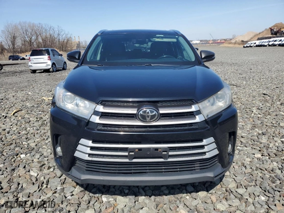 2019 Toyota Highlander SE with VIN 5TDJZRFH7KS600820, listed as a Copart auction lot 51769835 with 48,351 mi miles and Clean Title. Bid and sale history available at carsss.com. Image 5.