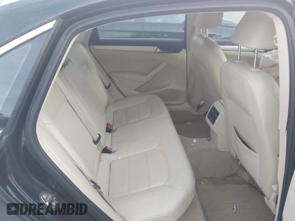 2013 Volkswagen Passat SE z VIN 1VWBN7A37DC059916, wystawiony jako IAAI lot #41638660 z przebiegiem 97 714 mil mil oraz . Historia ofert i sprzedaży dostępna na DreamBid. Obrazek 8.