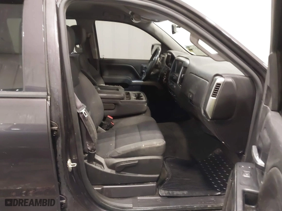 2015 Chevrolet Silverado 1500 LT with VIN 3GCUKREC6FG155529, listed as a IAAI auction lot 41821751 with 157,419 mi miles. Bid and sale history available at carsss.com. Image 5.