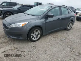2018 Ford Focus SE z VIN 1FADP3F20JL223152, wystawiony jako Copart lot #51457695 z przebiegiem 118 240 mil mil oraz Czysty tytuł • Clean title. Historia ofert i sprzedaży dostępna na DreamBid. Obrazek 1.