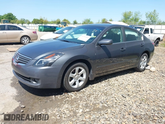 2007 Nissan Altima 2.5 S with VIN 1N4AL21E07N438943, listed as a IAAI auction lot 41993187 with 270,582 mi miles. Bid and sale history available at carsss.com. Image 2.