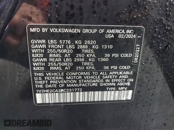 2024 Volkswagen Atlas SE with VIN 1V2HE2CA2RC231772, listed as a Copart auction lot 58084705 with 61,694 mi miles and Clean title. Bid and sale history available at DreamBid. Image 13.