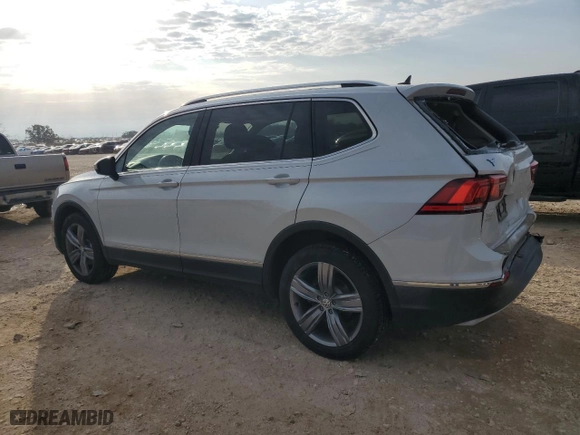 2018 Volkswagen Tiguan SEL Premium with VIN 3VV5B7AX6JM156841, listed as a Copart auction lot 88138225 with 93,460 mi miles and Salvage Title. Bid and sale history available at carsss.com. Image 2.