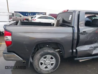 2014 Toyota Tundra SR5 z VIN 5TFEM5F16EX082421, wystawiony jako IAAI lot #40735426 z przebiegiem 173 005 mil mil oraz . Historia ofert i sprzedaży dostępna na DreamBid. Obrazek 18.