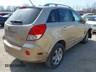 2008 Saturn VUE XR z VIN 3GSCL53728S679045, wystawiony jako IAAI lot #41788281 z przebiegiem 179 763 mil mil oraz . Historia ofert i sprzedaży dostępna na DreamBid. Obrazek 4.