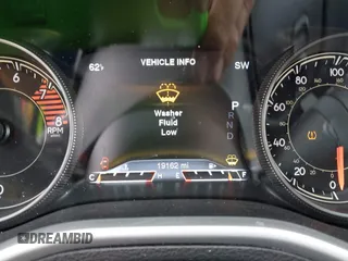 2017 Jeep Cherokee Overland z VIN 1C4PJMJS9HW631941, wystawiony jako IAAI lot #41605184 z przebiegiem 19 162 mil mil oraz . Historia ofert i sprzedaży dostępna na DreamBid. Obrazek 16.