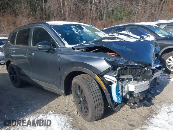 2025 Honda CR-V Sport Touring with VIN 2HKRS6H9XSH807901, listed as a IAAI auction lot 41172801 with 5,390 mi miles and . Bid and sale history available at DreamBid. Image 1.