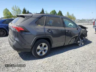2024 Toyota RAV4 XLE with VIN 2T3P1RFV0RW445253, listed as a Copart auction lot 53907085 with 13,082 mi miles and Salvage Title. Bid and sale history available at carsss.com. Image 3.