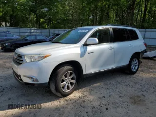2011 Toyota Highlander z VIN 5TDZK3EH3BS041000, wystawiony jako Copart lot #53636105 z przebiegiem 142 269 mil mil oraz Szkoda całkowita • Salvage title. Historia ofert i sprzedaży dostępna na DreamBid. Obrazek 1.