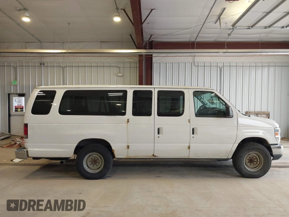2010 Ford Econoline Passenger XL с VIN 1FBSS3BL2ADA68410, выставлен на аукционе IAAI как лот 42359755 с пробегом 233 955 миль миль и . История ставок и продаж доступна на DreamBid. Изображение 13.