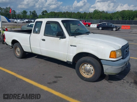 2005 Ford Ranger XL with VIN 1FTYR14U65PB02865, listed as a IAAI auction lot 42087368 with 206,011 mi miles. Bid and sale history available at carsss.com. Image 1.