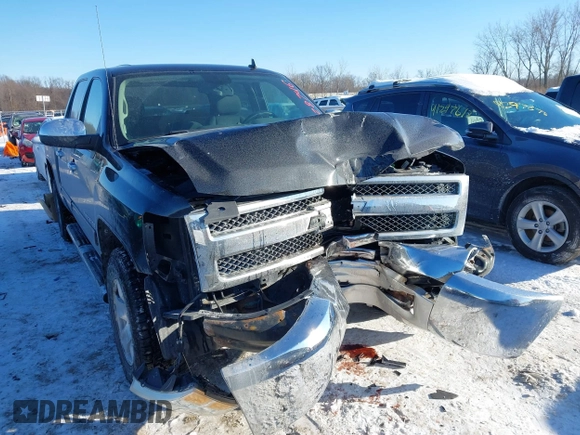2013 Chevrolet Silverado 1500 LS with VIN 3GCPKREA5DG275931, listed as a IAAI auction lot 41328746 with 69,467 mi miles and . Bid and sale history available at DreamBid. Image 1.