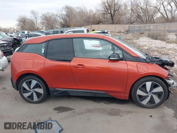 2015 BMW i3 with VIN WBY1Z4C53FV505033, listed as a IAAI auction lot 41464532 with 1 mi miles. Bid and sale history available at carsss.com. Image 13.
