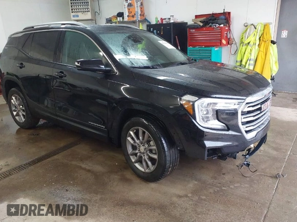 2022 GMC Terrain SLT with VIN 3GKALPEV3NL304124, listed as a IAAI auction lot 41544925 with 46,610 mi miles. Bid and sale history available at carsss.com. Image 1.