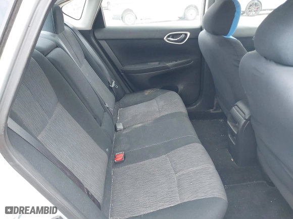 2014 Nissan Sentra SR with VIN 3N1AB7AP1EY268137, listed as a IAAI auction lot 41822136 with 117,038 mi miles. Bid and sale history available at carsss.com. Image 8.