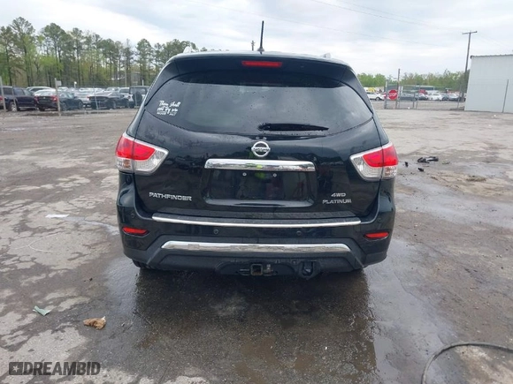 2014 Nissan Pathfinder Platinum with VIN 5N1AR2MM2EC654678, listed as a IAAI auction lot 41983035 with 140,989 mi miles. Bid and sale history available at carsss.com. Image 15.