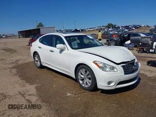 2011 Infiniti M with VIN JN1BY1AP8BM325061, listed as a IAAI auction lot 41765214 with 289,990 mi miles and . Bid and sale history available at DreamBid. Image 1.